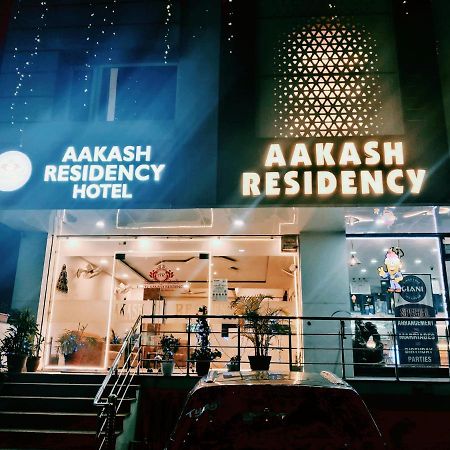 Hotel Aakash Residency Dehradun Eksteriør billede