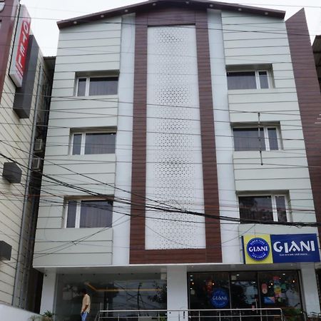 Hotel Aakash Residency Dehradun Eksteriør billede