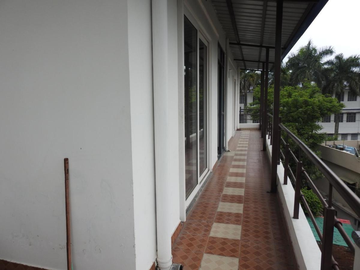 Hotel Aakash Residency Dehradun Eksteriør billede