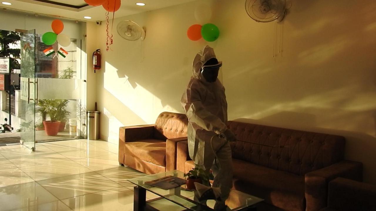 Hotel Aakash Residency Dehradun Eksteriør billede