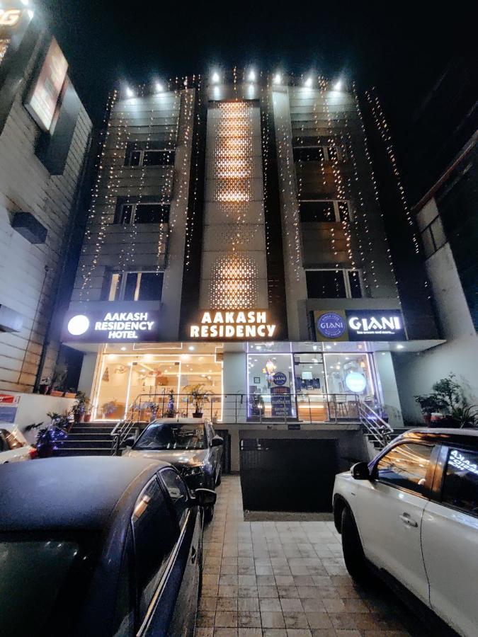 Hotel Aakash Residency Dehradun Eksteriør billede