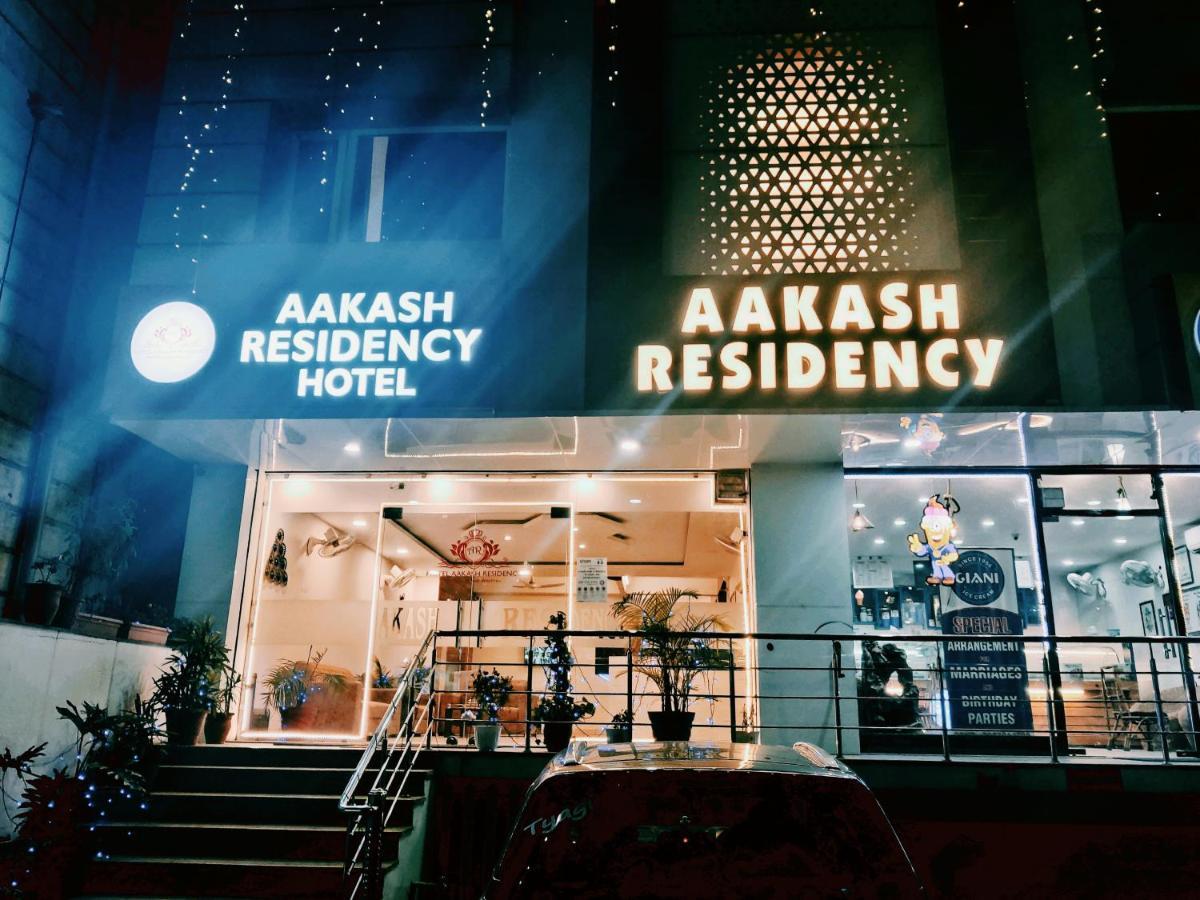 Hotel Aakash Residency Dehradun Eksteriør billede