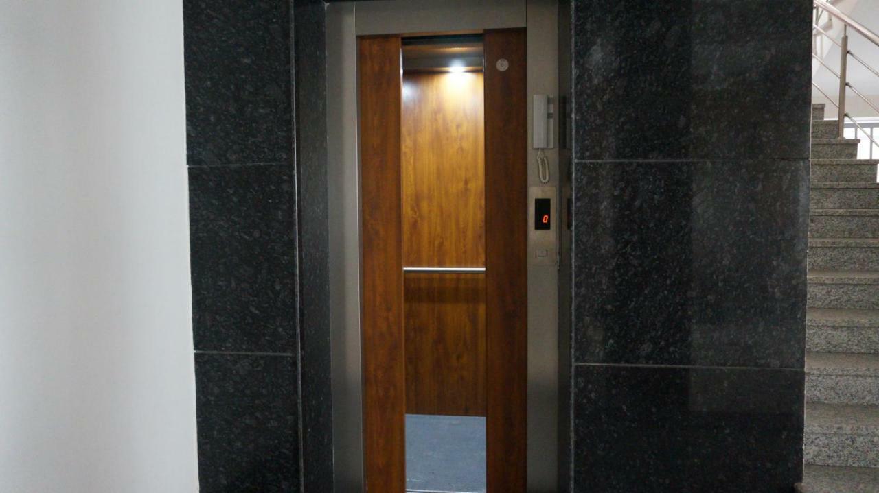 Hotel Aakash Residency Dehradun Eksteriør billede