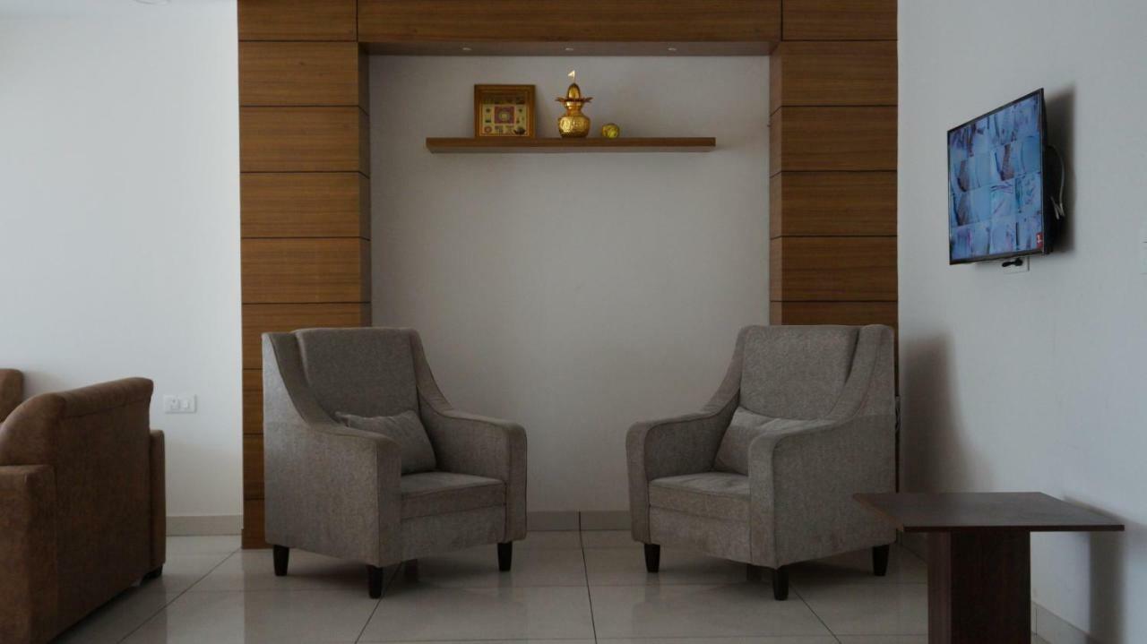 Hotel Aakash Residency Dehradun Eksteriør billede