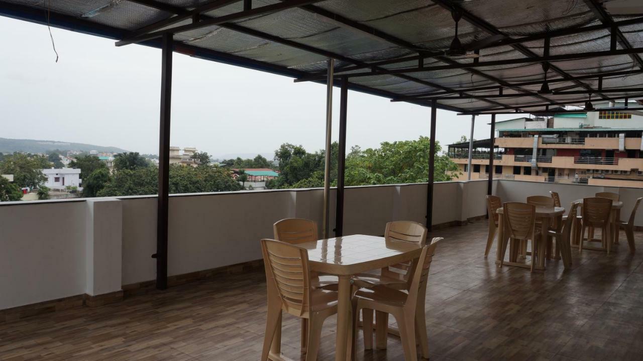 Hotel Aakash Residency Dehradun Eksteriør billede